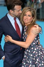 Jennifer Aniston Tampak Muda